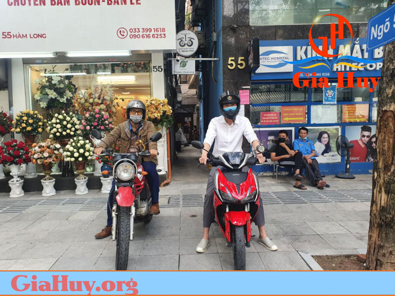 Thuê xe máy tại sân bay Tân Sơn Nhất Vy Quyên
